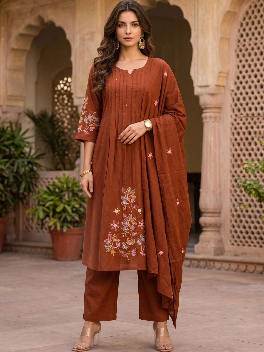 Women Floral Embroidered Regular Thread Work Pure Cotton Kurta with Harem Pants & With Dupatta