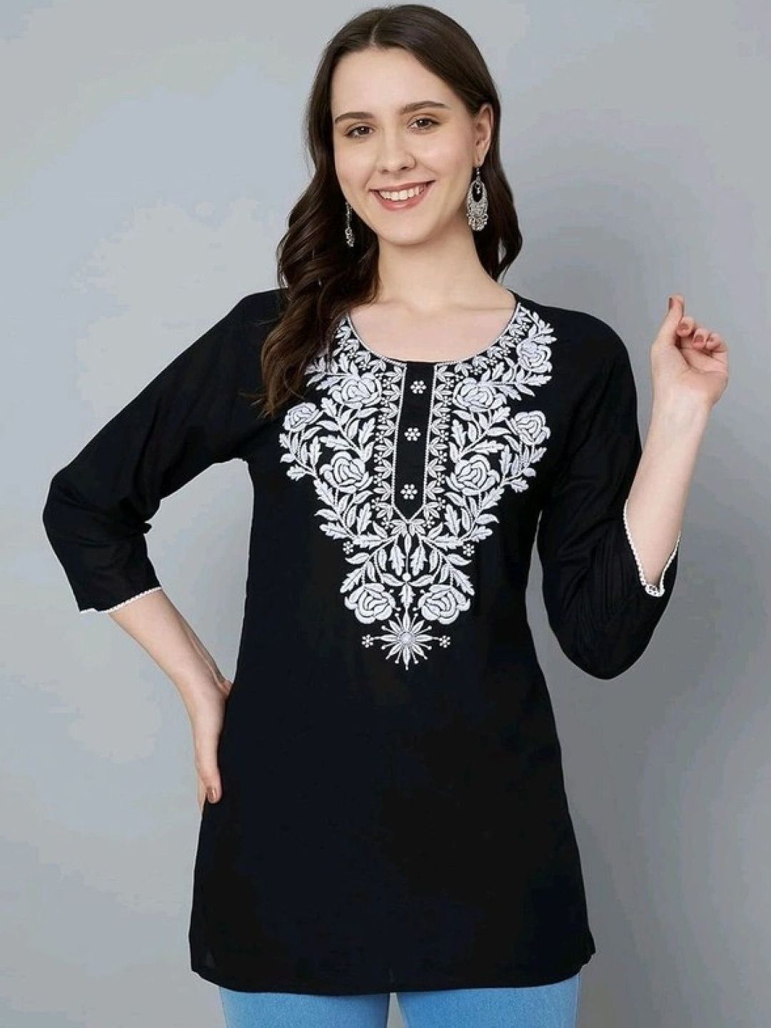 AFFLEON Embroidered Chikankari Chikankari Kurti
