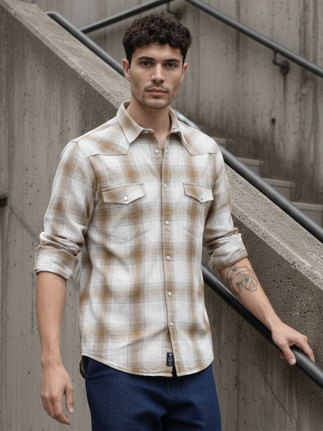 The Roadster Life Co. Men Checked Pure Cotton Casual Shirt