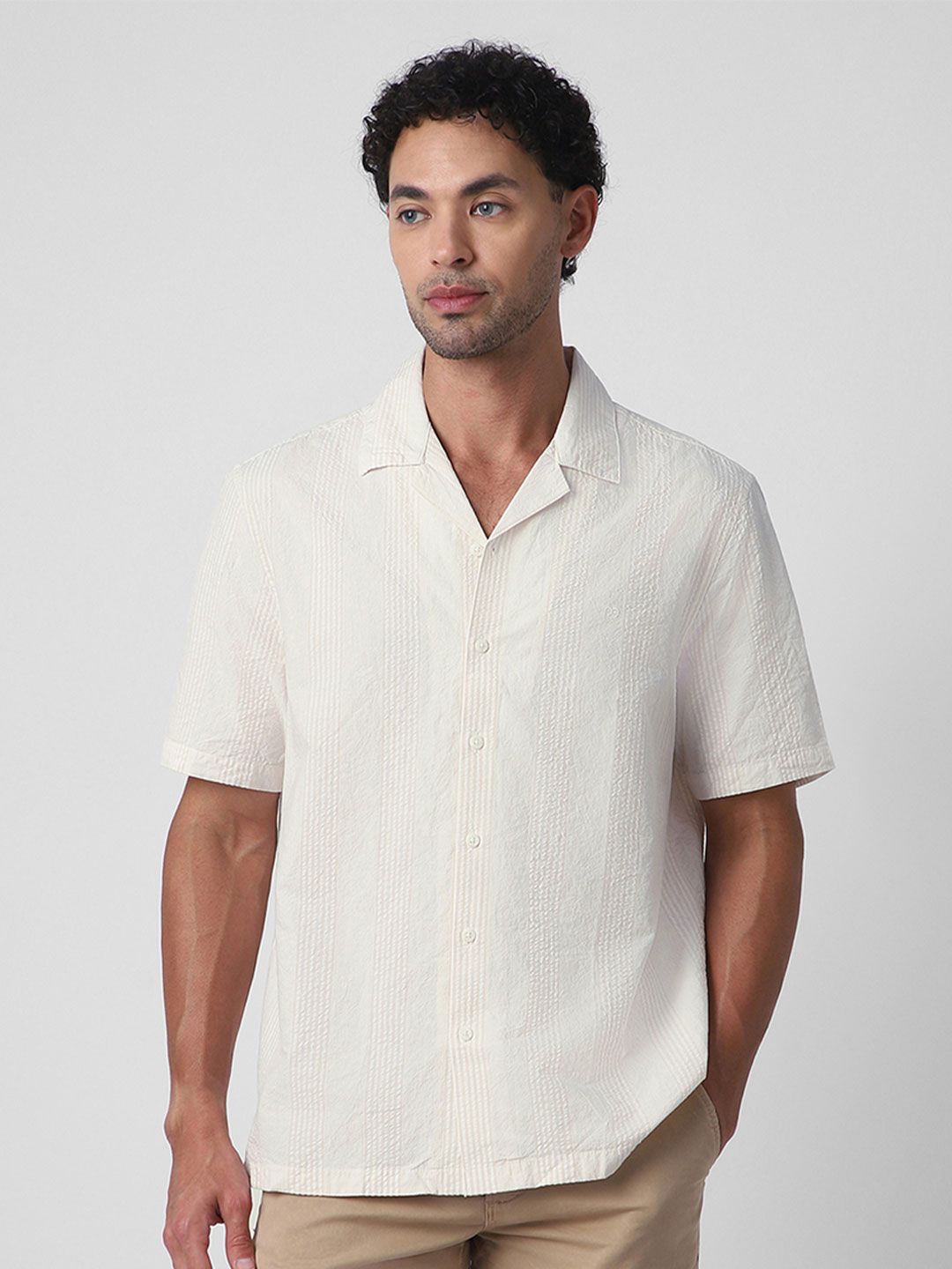 Peter England Casuals Textured Pure Cotton Casual Shirt
