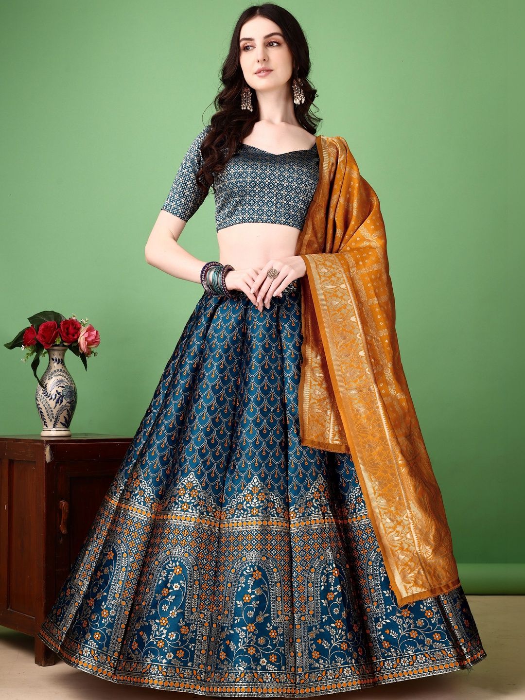 JIVUBA Semi-Stitched Lehenga & Blouse With Dupatta