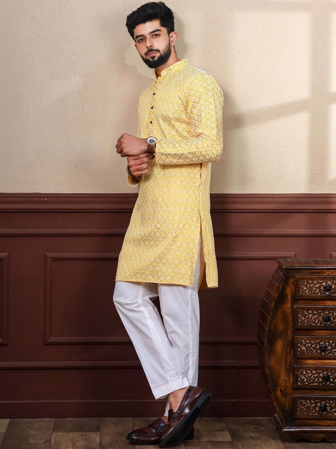 DWIJA FASHION Men Geometric Embroidered Chikankari Kurta