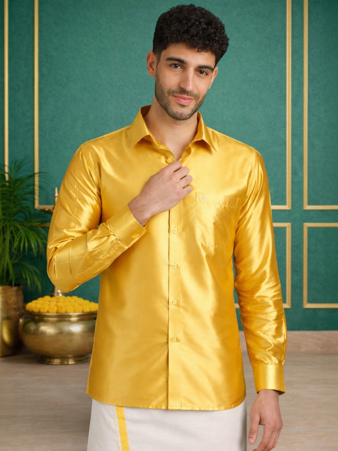 TATTVA Men Classic Fit Solid Spread Collar Silk Casual Shirt