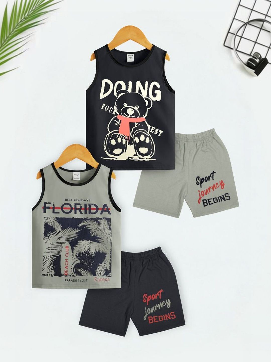 Sandoll Unisex Kids Printed T-shirt with Shorts