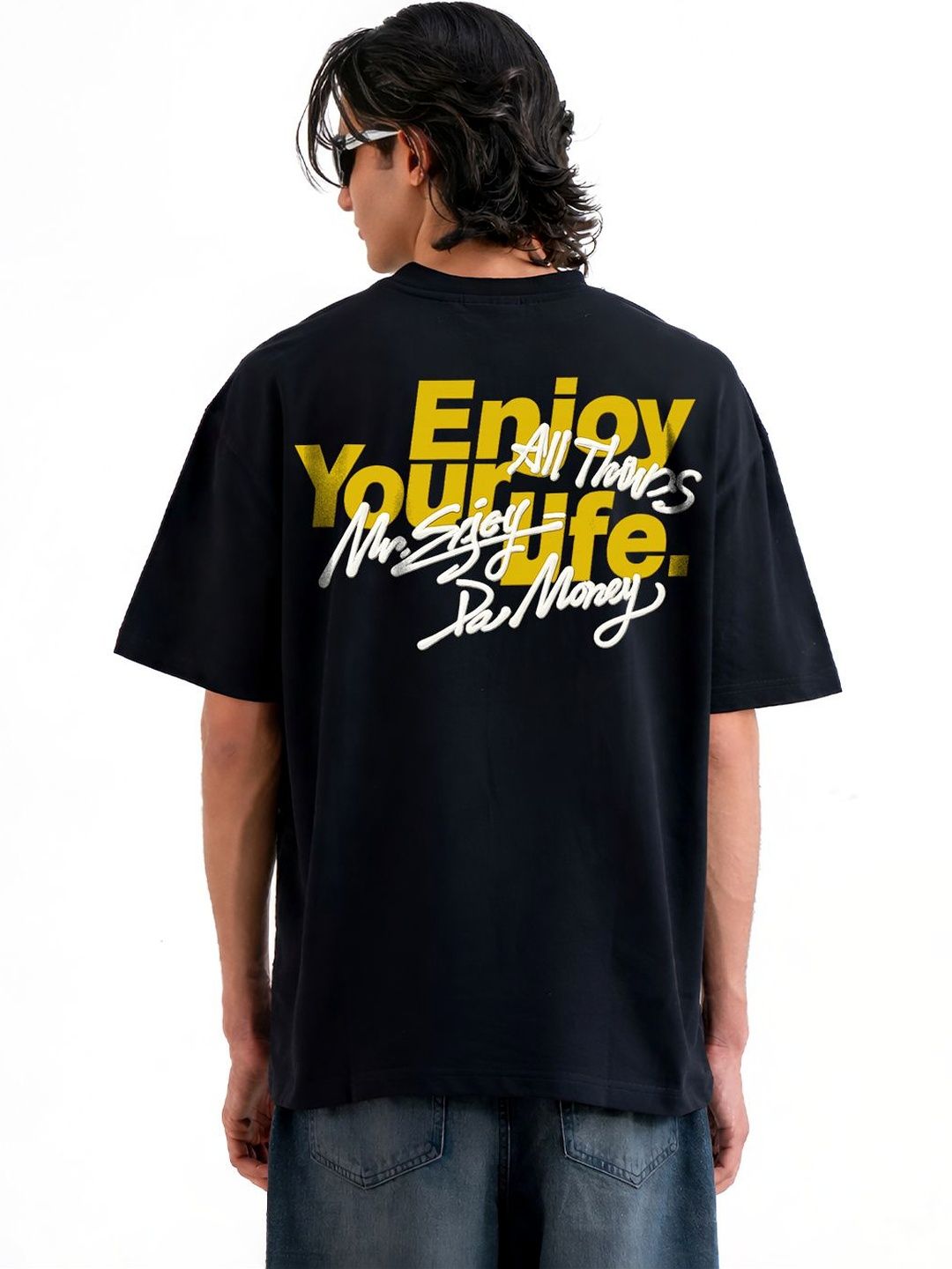 BDSQUARE Men Typography Printed Drop-Shoulder Sleeves T-shirt