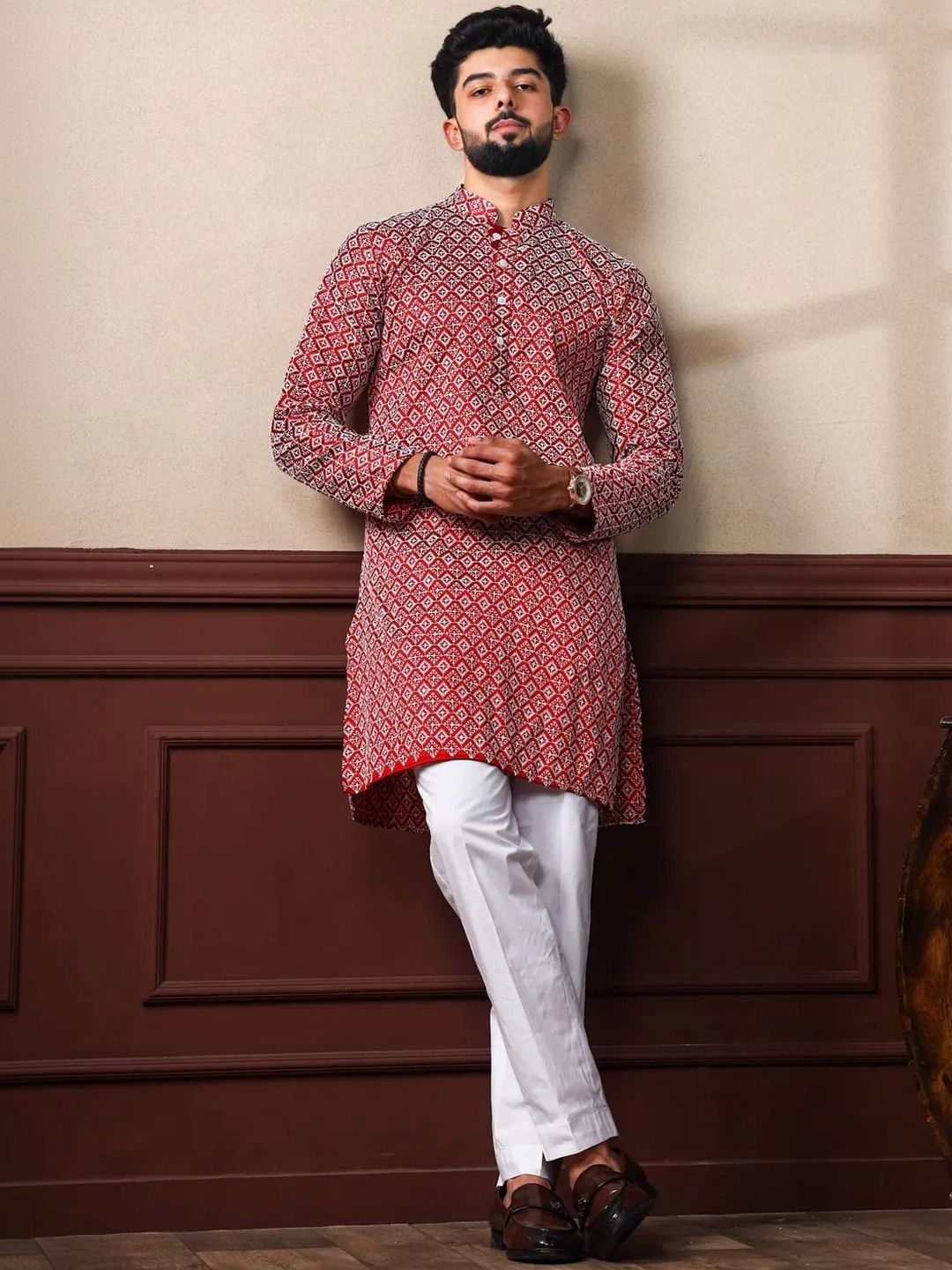DWIJA FASHION Men Geometric Embroidered Chikankari Kurta
