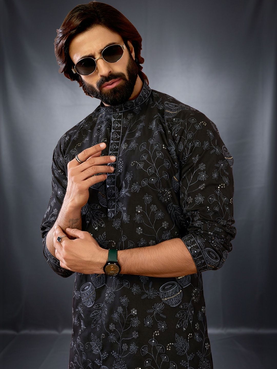 RANGRAAG Men Ethnic Motifs Embroidered Regular Thread Work Kurta with Pyjamas
