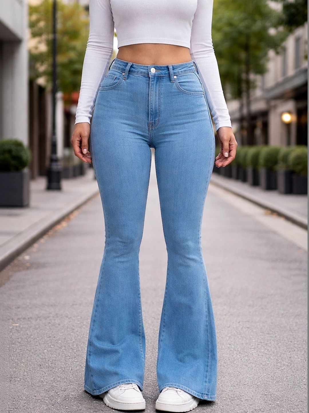 KASHIANXSTYLE Women Bootilicious Bootcut High-Rise Light Fade Stretchable Jeans