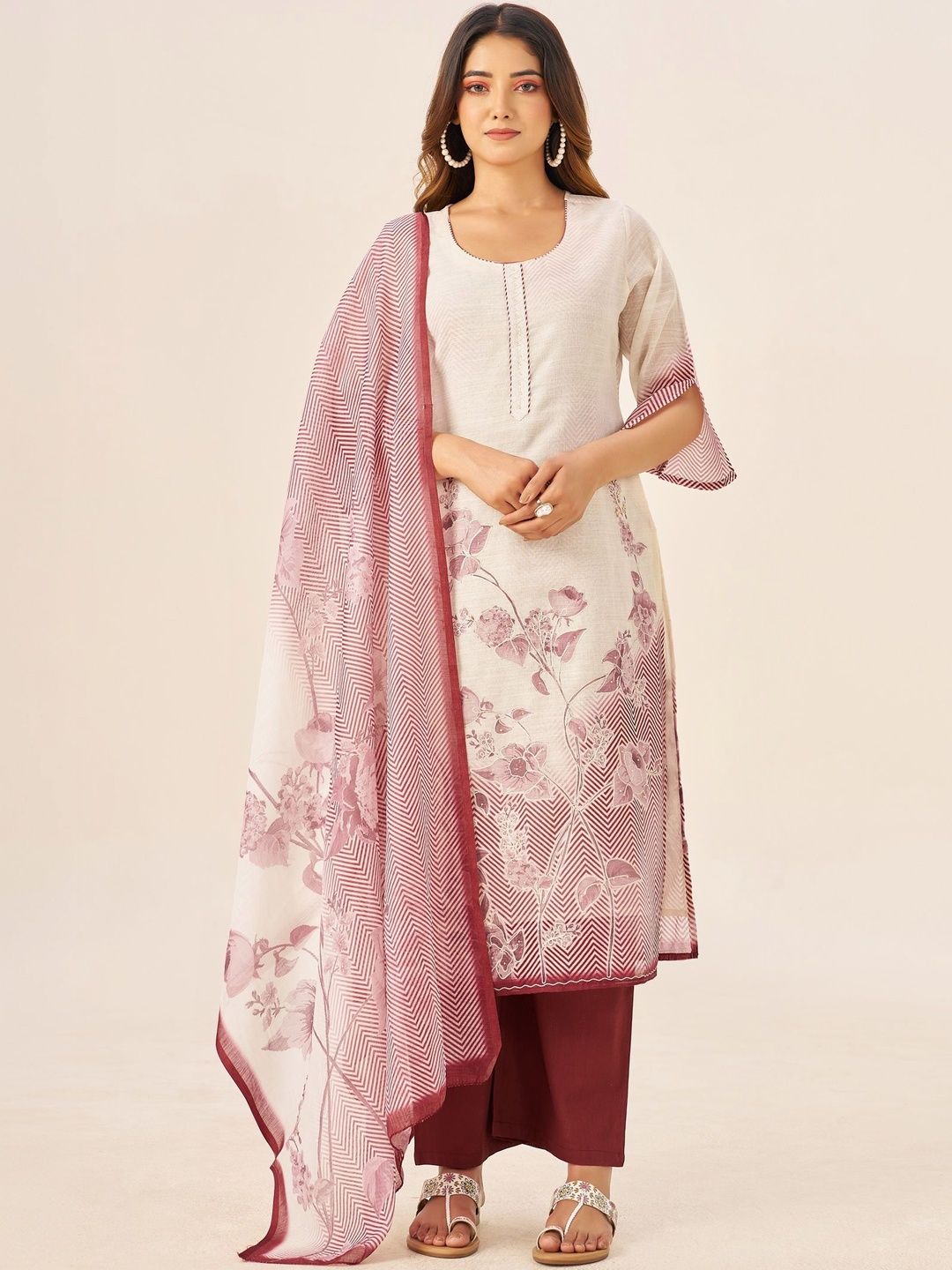 IOLY Women Floral Printed Regular Linen Kurta with Trousers & With Dupatta