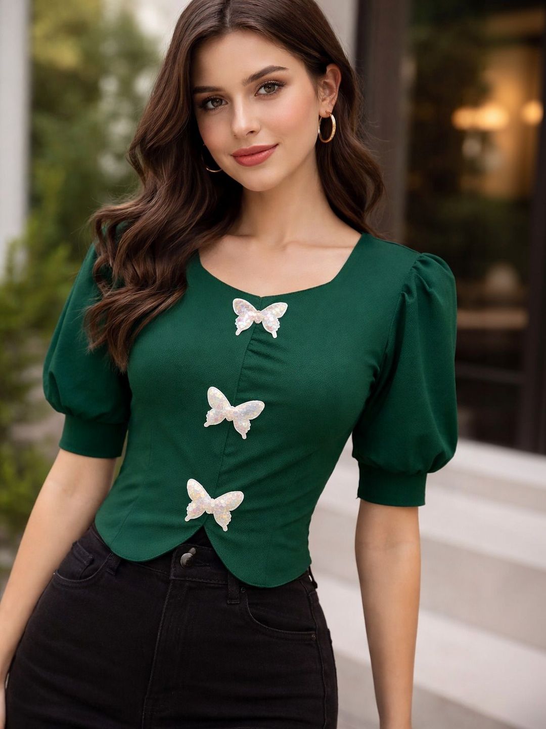 ZEUGEN Puff Sleeve Applique Top