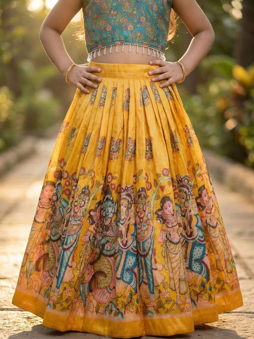 Girls Printed Foil Print Ready to Wear Lehenga & Blouse With Dupatta 4