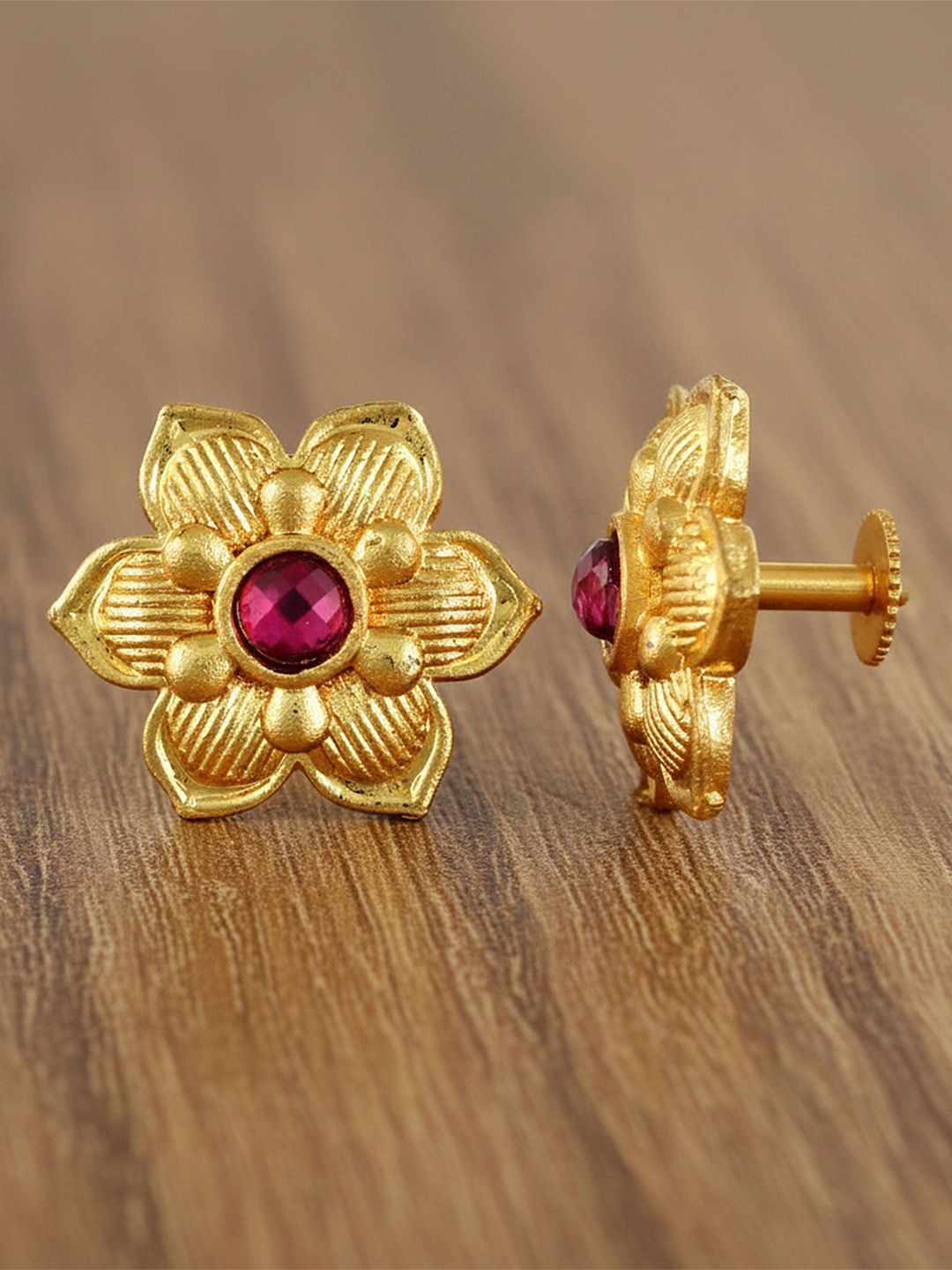 VIVASTRI Floral Studs Earrings