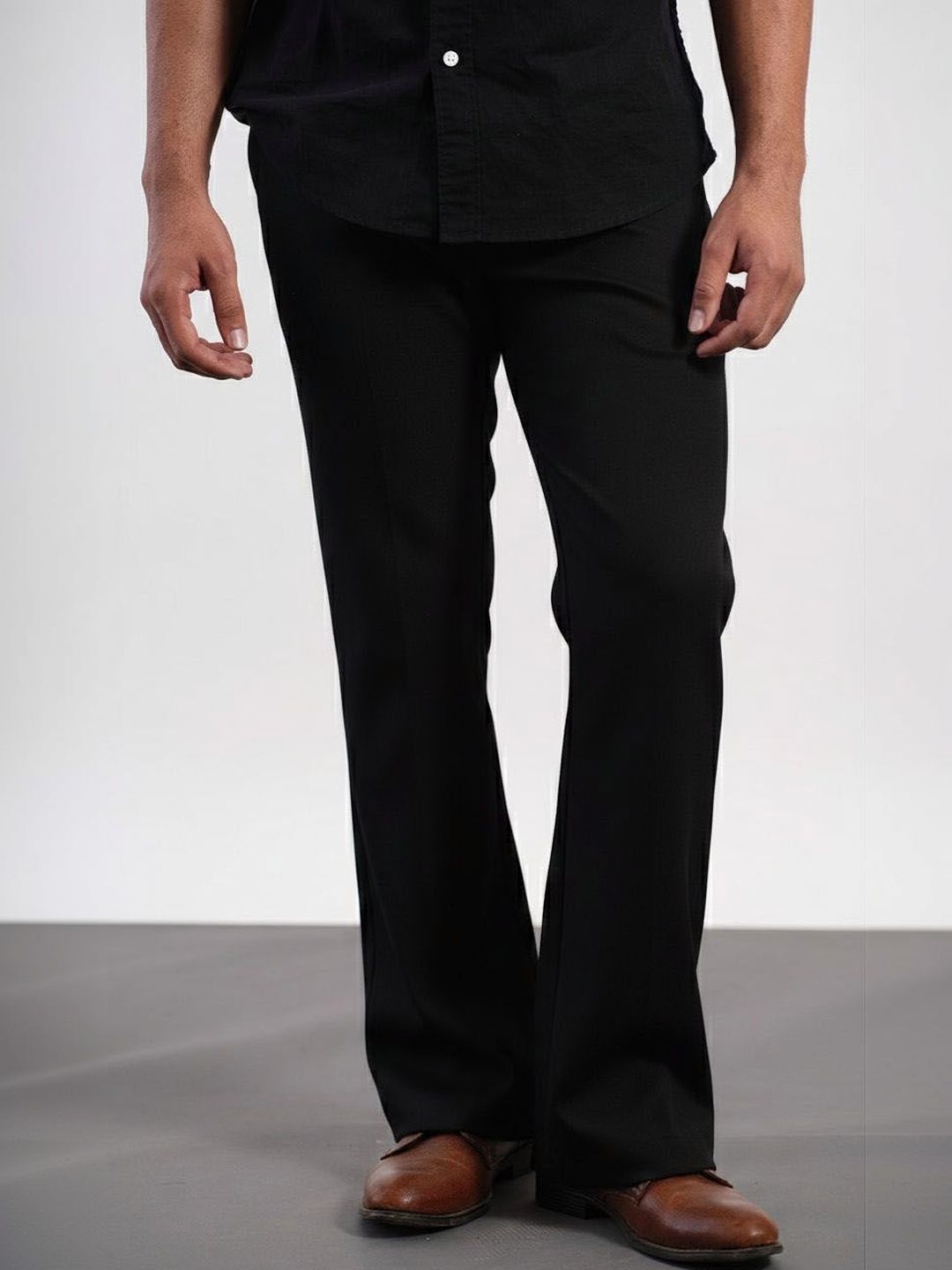 SAINT PEACH Men's Mid-Rise Bootcut Pant