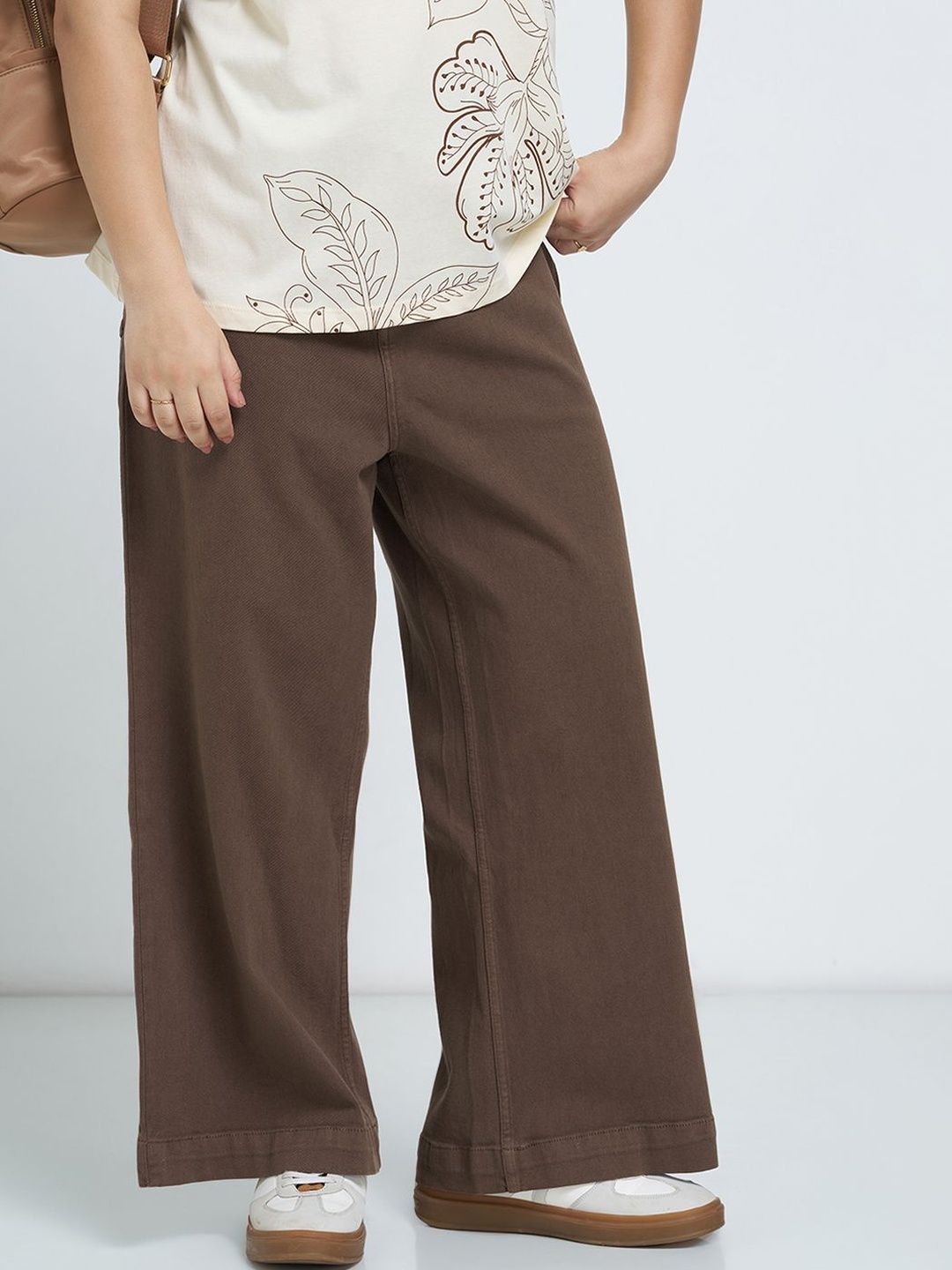 Women Wide Leg High-Rise Jeans