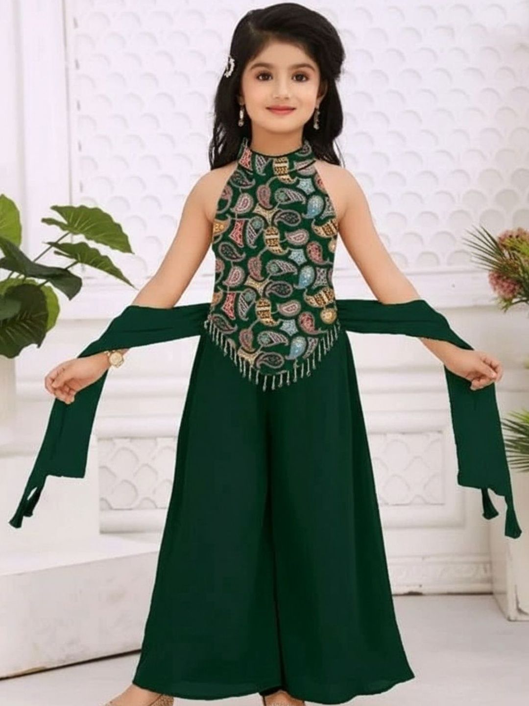 Girls Ethnic Motifs Embroidered Regular Thread Work Kurta with Palazzos