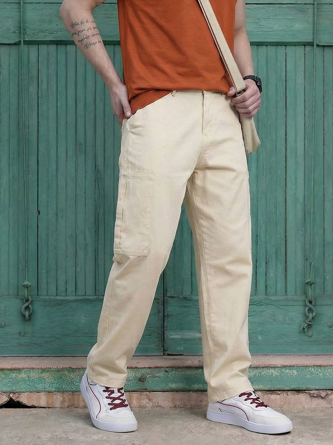 The Roadster Life Co. Men Relaxed Fit Cargo Style Trousers