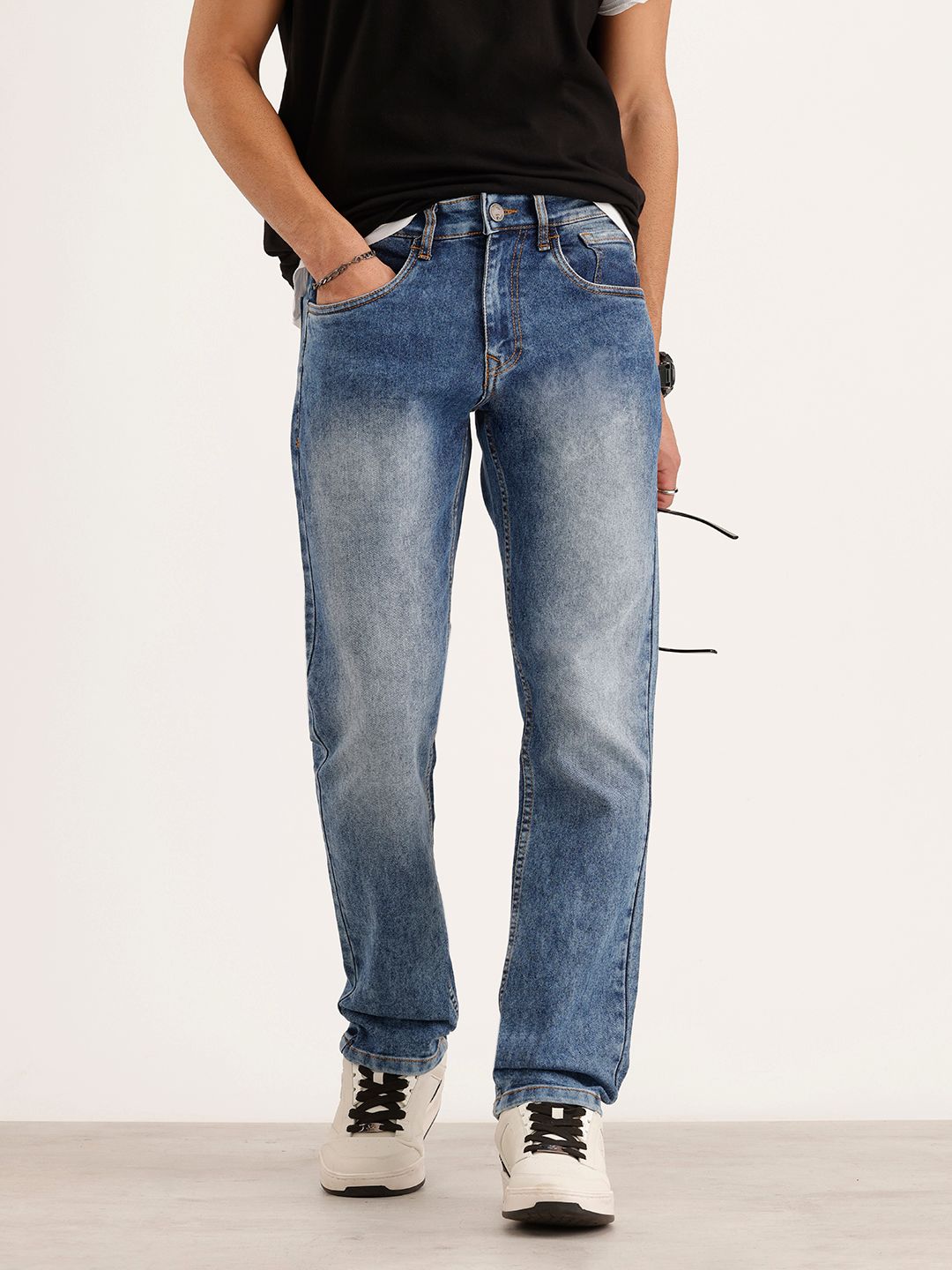 WROGN Men Relaxed Fit Heavy Fade Stretchable Jeans