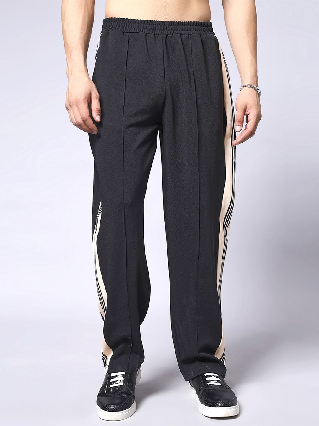 Mehrang Men Baggy Fit Side Stripes Track Pants