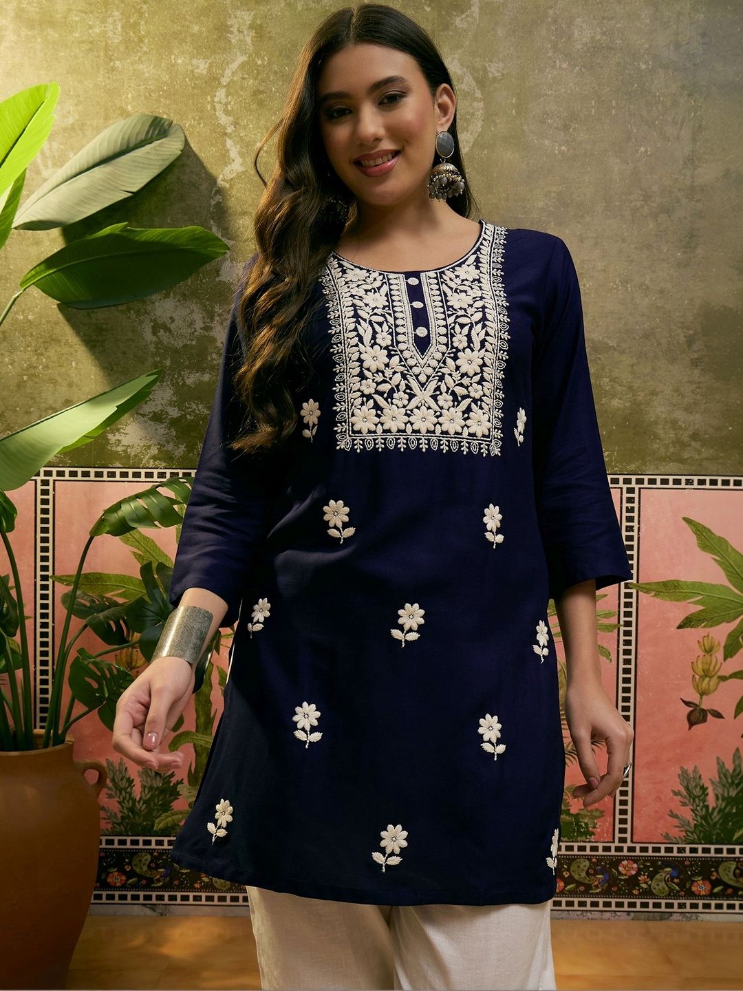 Sangria Women Viscose Rayon Kurtis