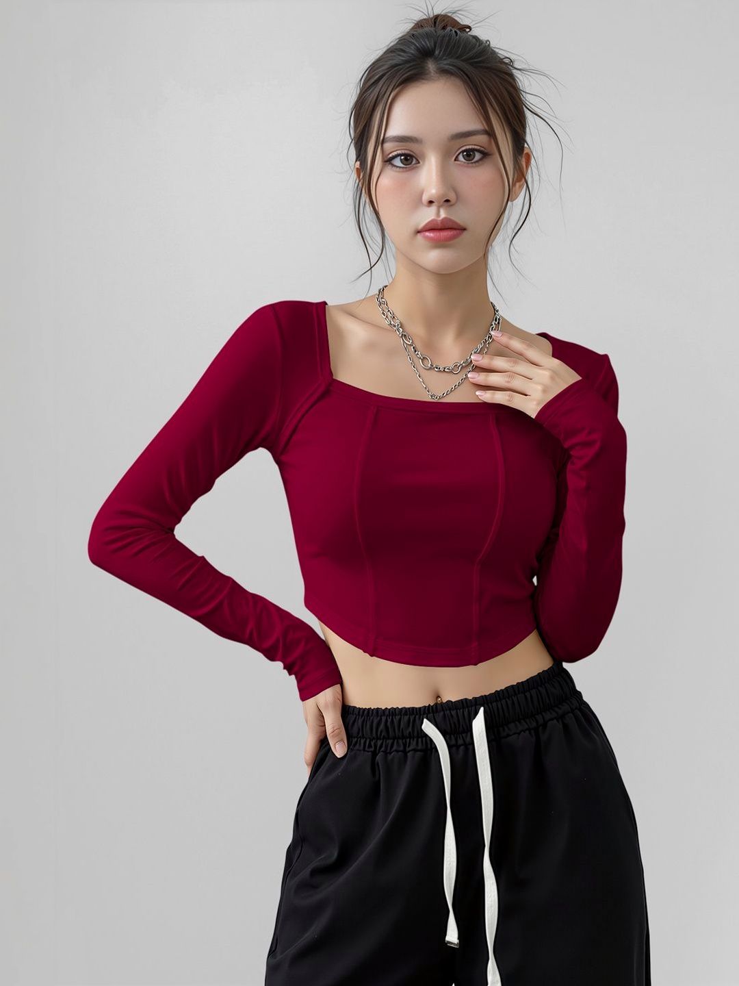 Navyankaa Crop Top
