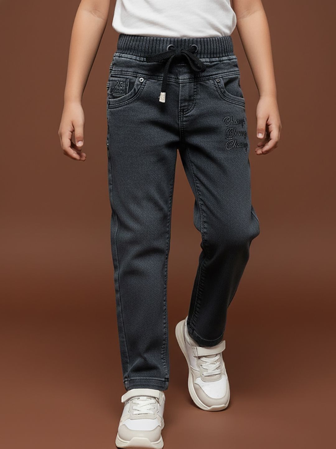 JFR Boys Straight Fit Low-Rise Light Fade Stretchable Jeans