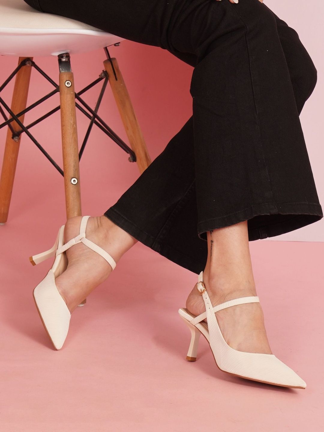 Sherrif Shoes Textured PU Kitten Pumps