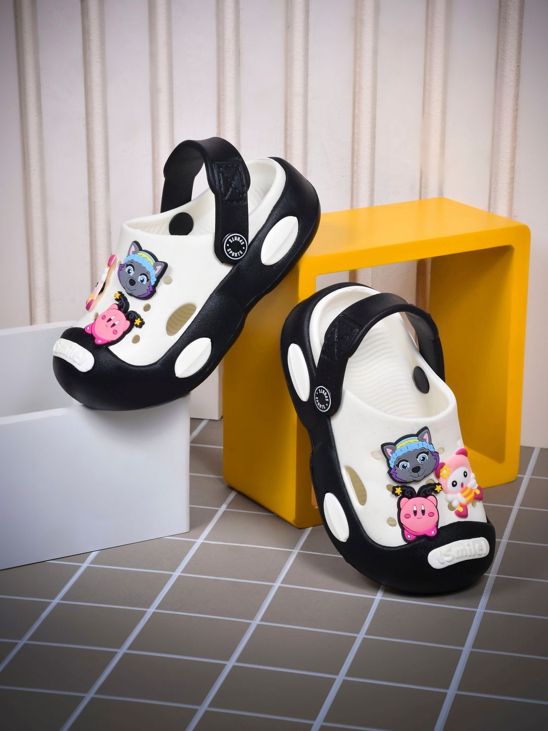OXTRID Unisex Kids Clogs Sandals