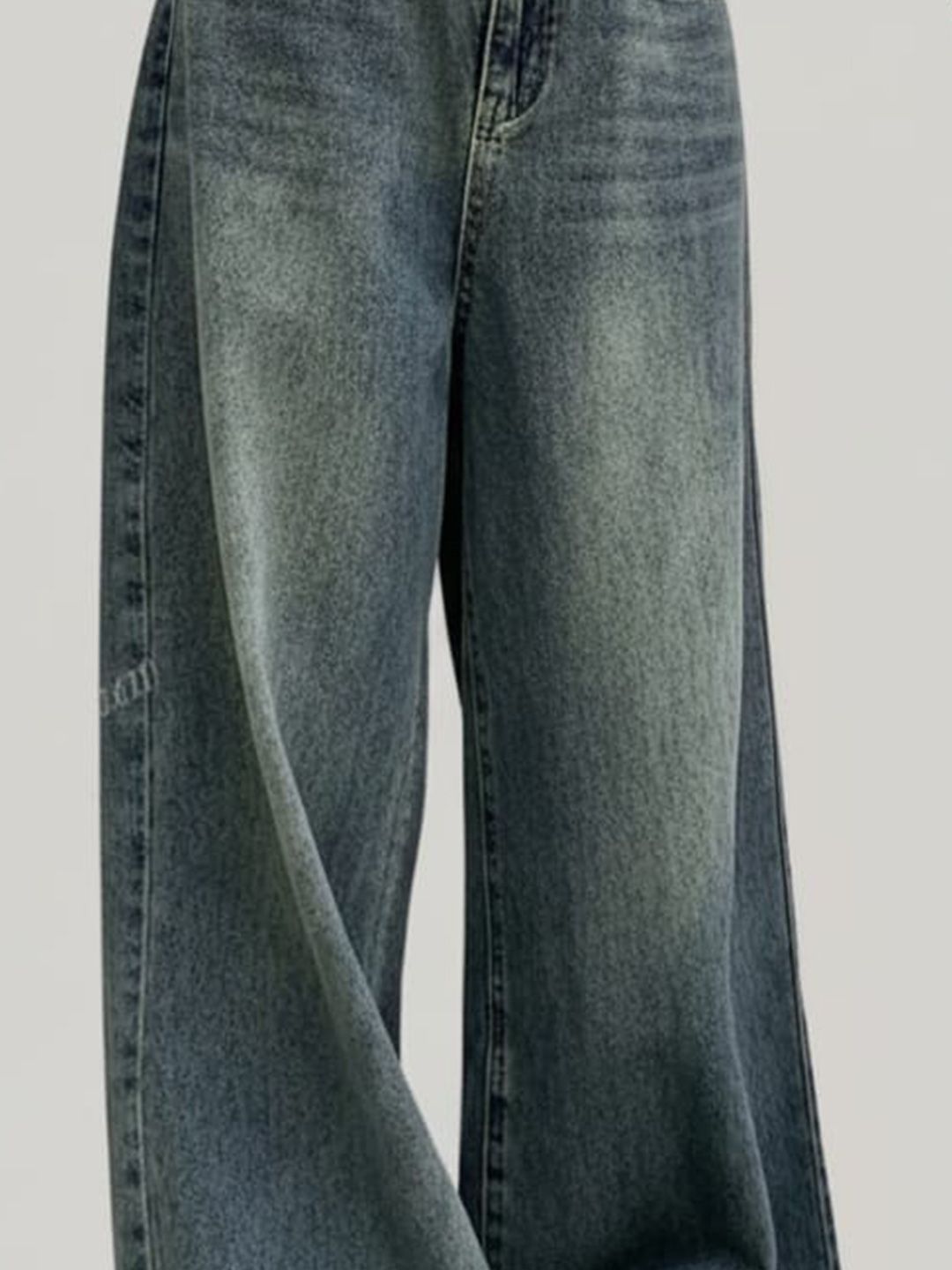 Women High-Rise Light Fade Jeans 5