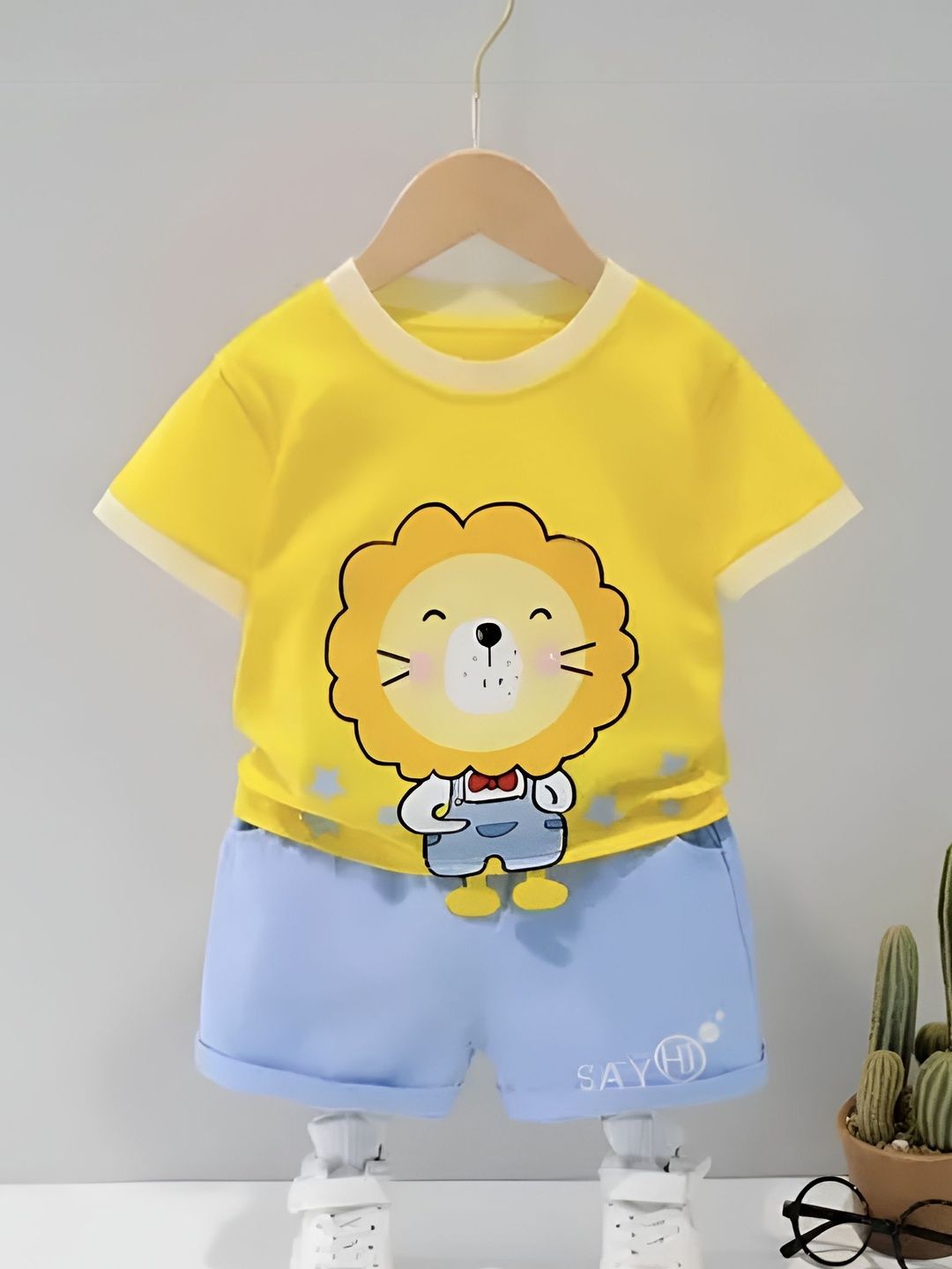 ELPIXIE FASHION Unisex Kids Printed T-shirt with Shorts