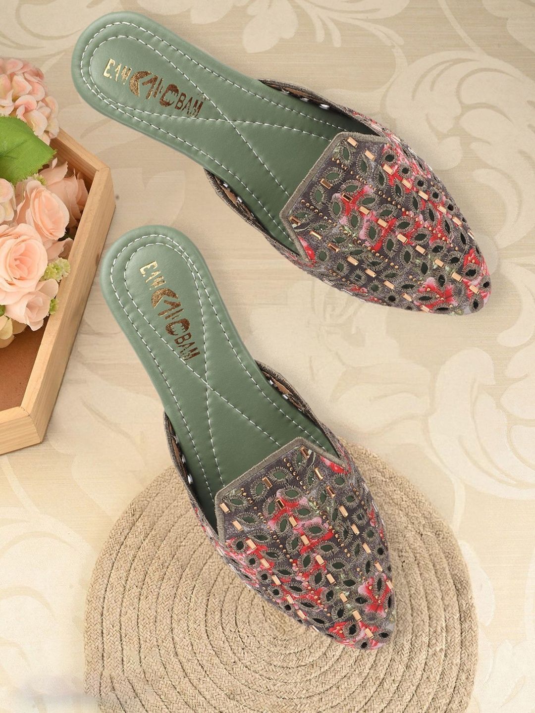 bam bam Women Embellished Mojaris Flats