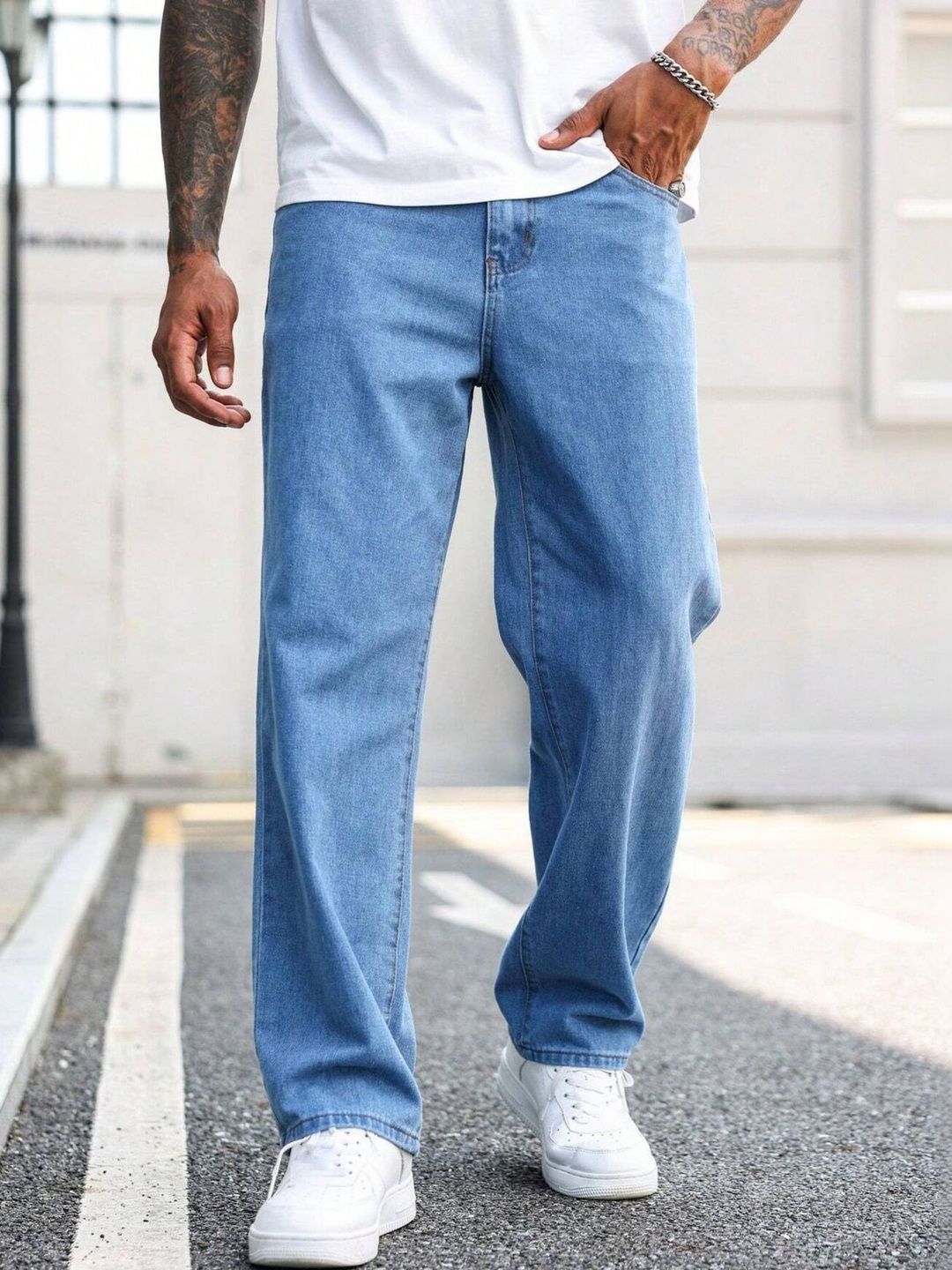Podge Men Relaxed Fit Mid-Rise Light Fade Stretchable Jeans