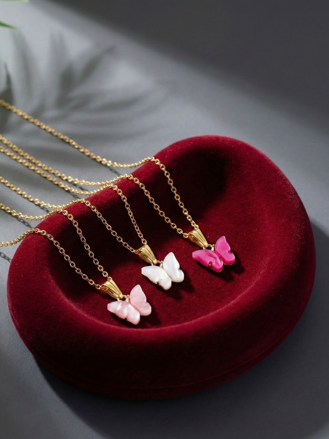 Buy Glitchez Brass Gold Plated Necklace -  - Accessories for Women