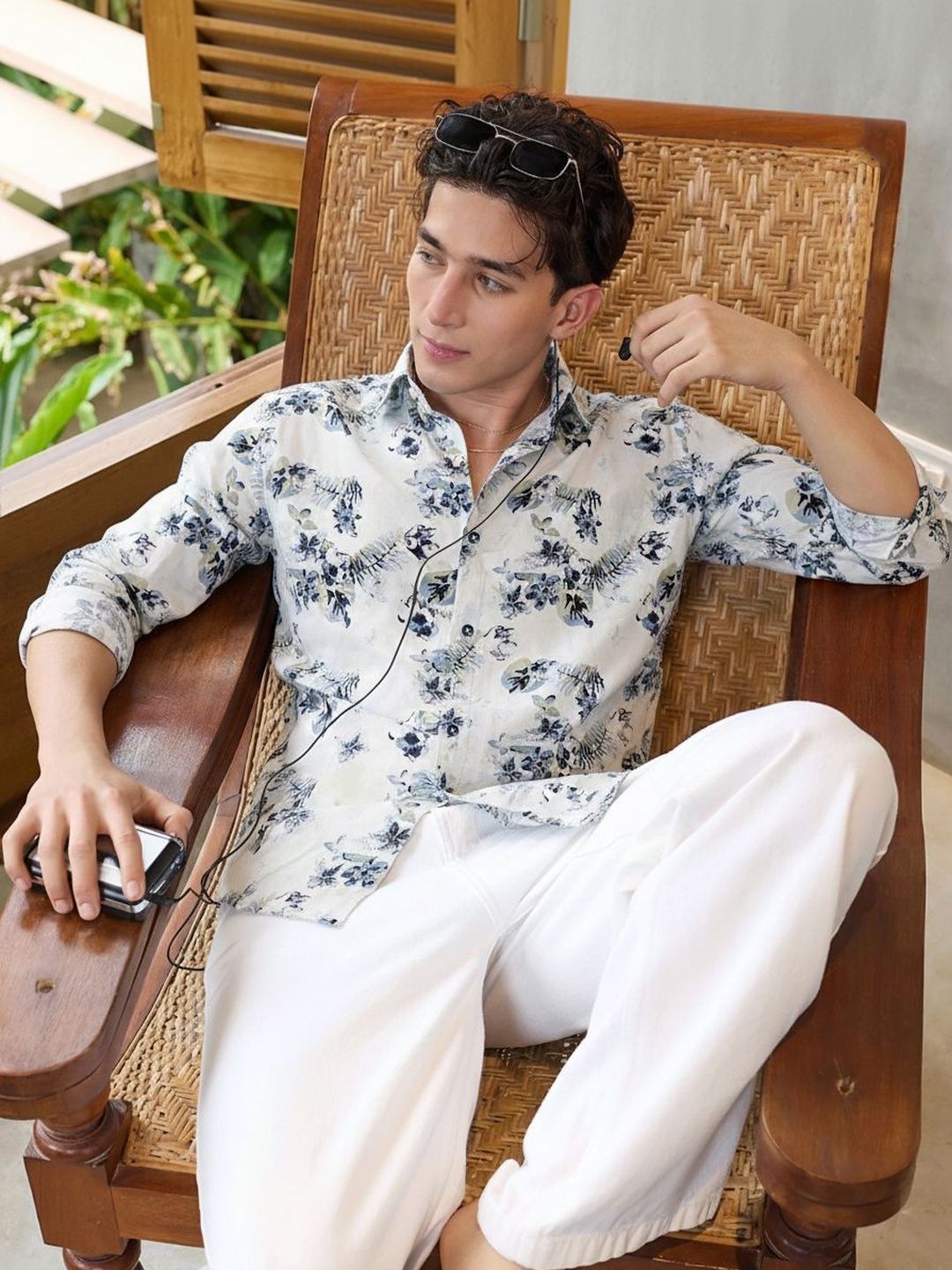 SHIRTZONE Men Standard Floral Printed Casual Shirt