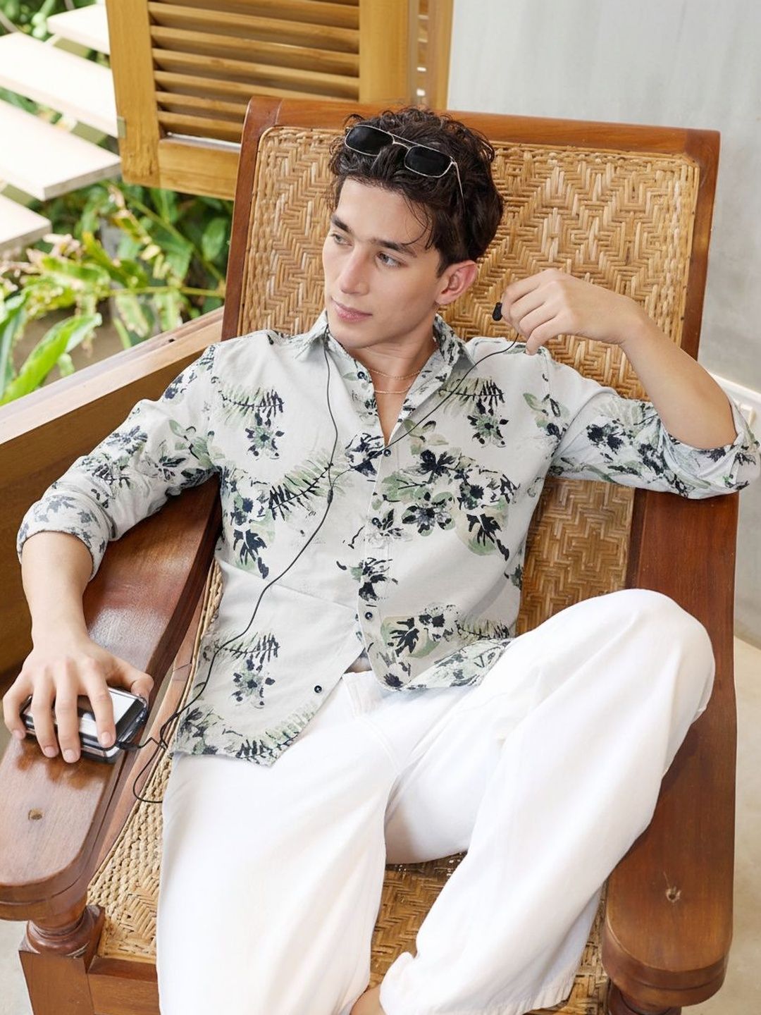 SHIRTZONE Men Standard Floral Printed Casual Shirt