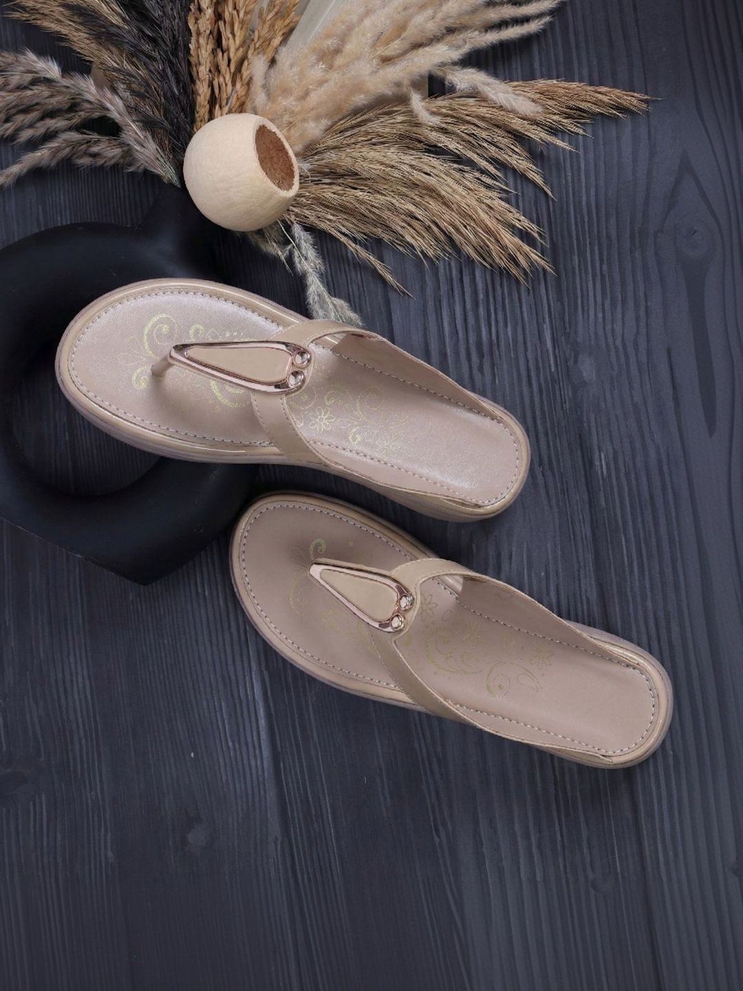CLARASHOE Women Comfort Flats