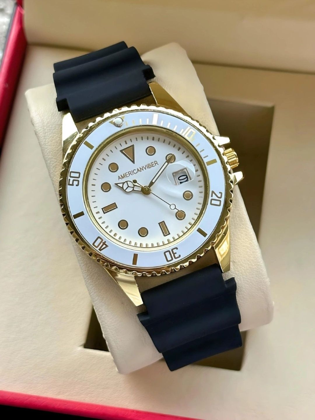 Americanviber Unisex Dial & Straps Analogue Multi Function Automatic Watch 024_AVM0024_GOLD_WHITE_SILICONE