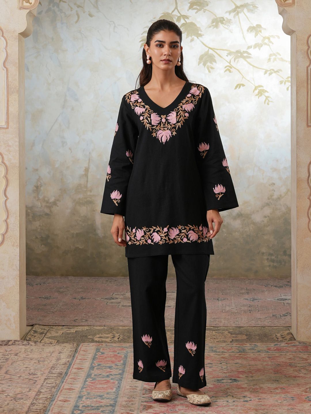 QAZMI Heena Kashmiri Chinar Embroidered Linen Cotton Full Sleeves V-Neck Co-Ord Set