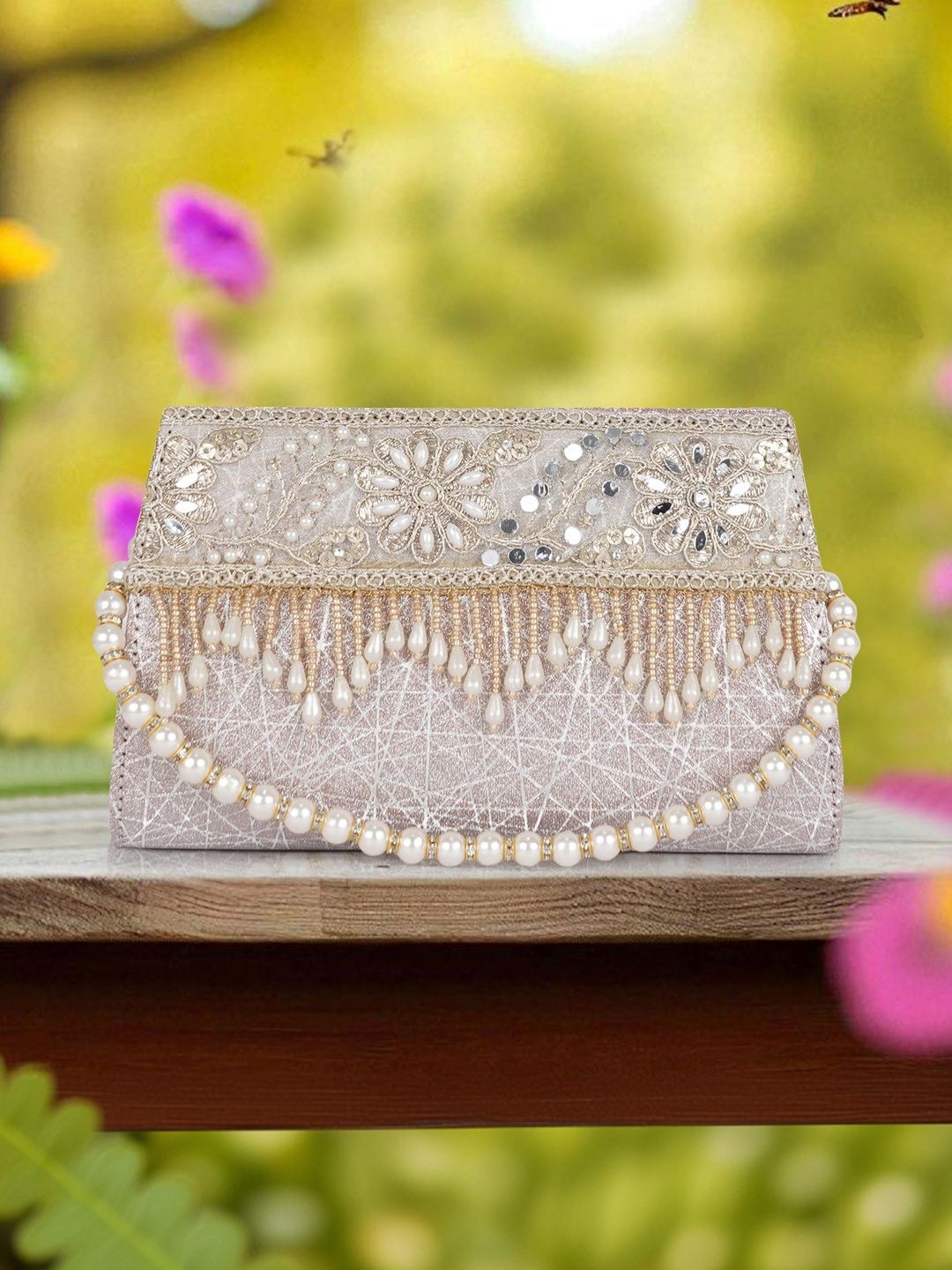 NEVIS Embellished Potli Clutch