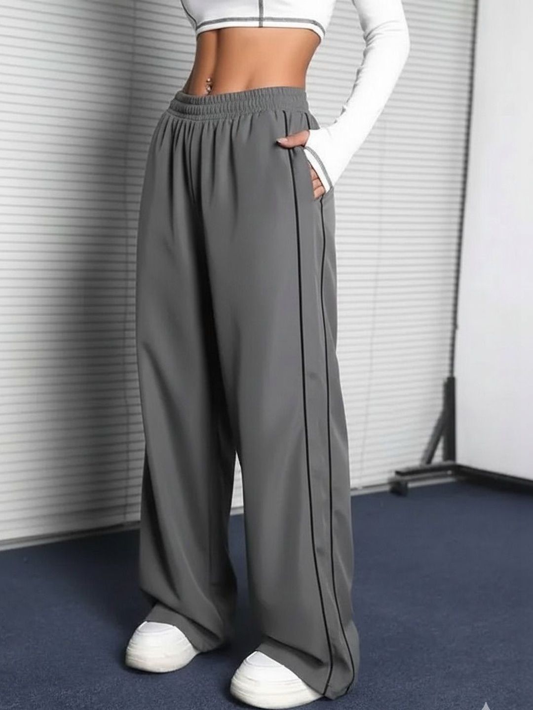 LEXREX Women High-Rise Trousers