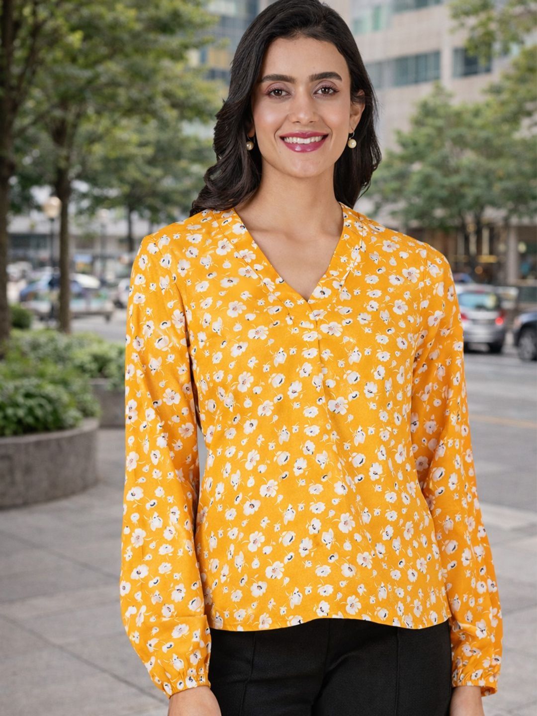 angloindu Floral Print Crepe Top