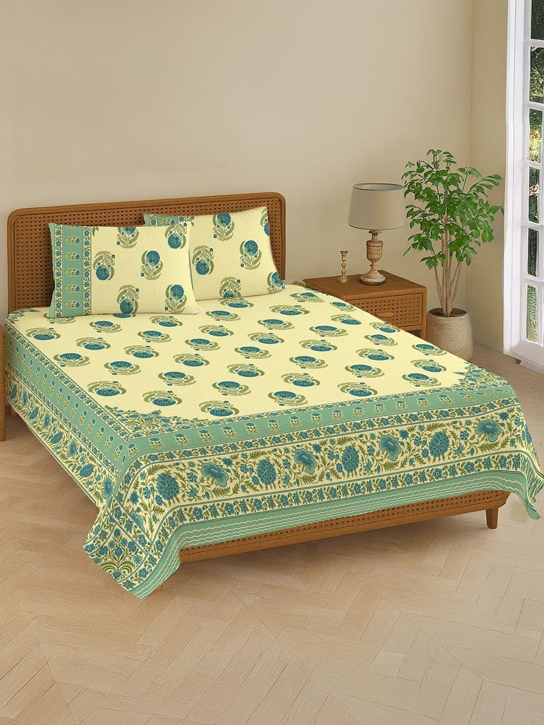Buy URBAN SPACE Green & Yellow Floral Queen Bedsheet With 2 Pillow Covers -  - Home for Unisex