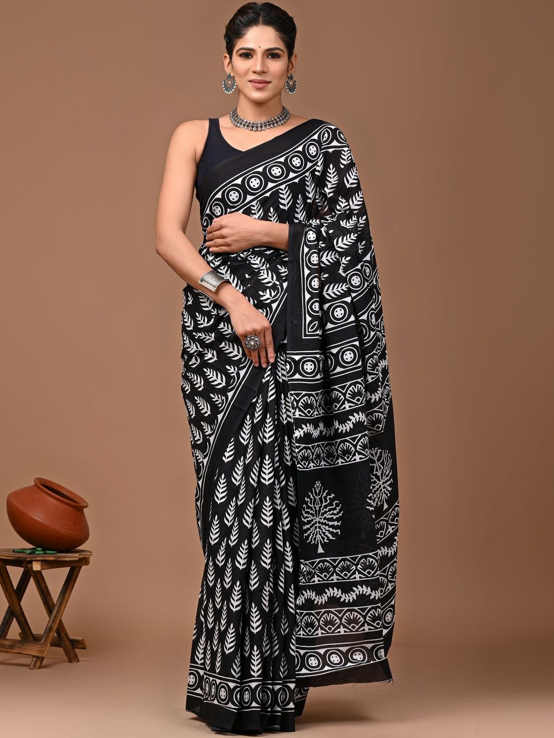 HERE&NOW Ethnic Motifs Pure Cotton  Ikat Saree