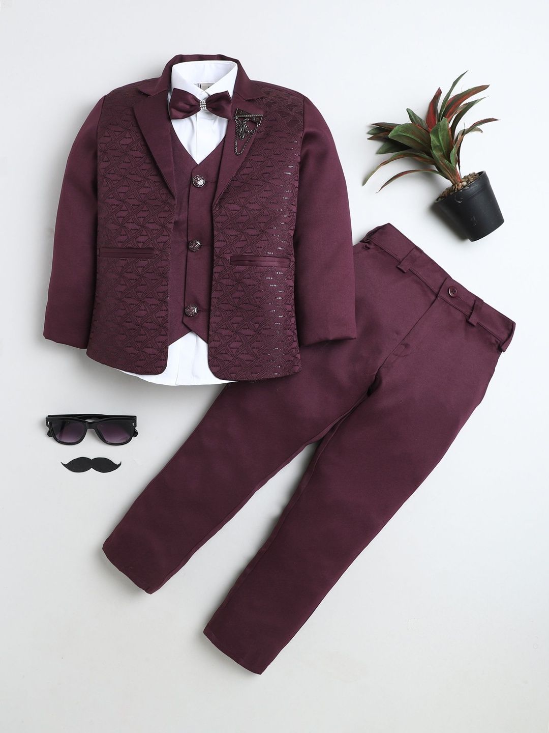 Sangria Boys Geometric Jacquard Woven 3-Piece Suit Set With Bow Tie