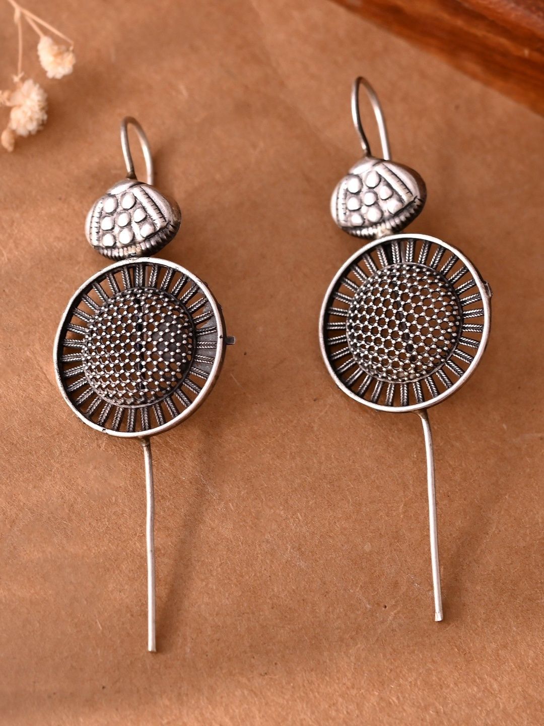 Sangria Silver-Plated Circular Shaped Ear Cuff