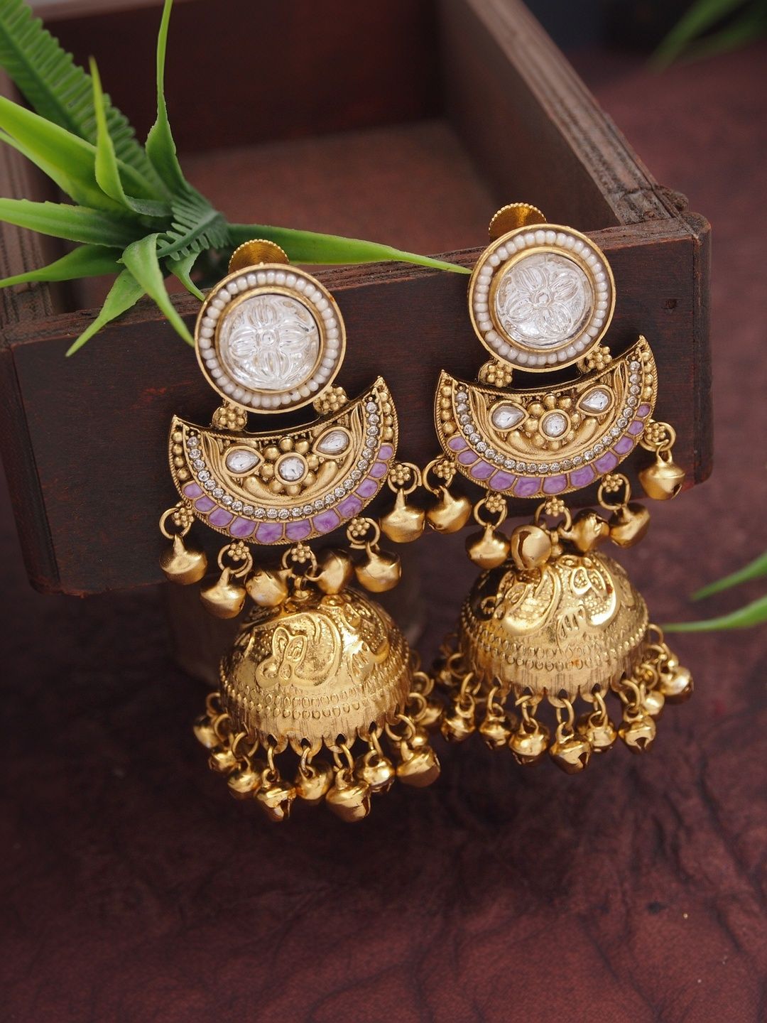 SGA FASHION Gold-Plated Kundan Studded & Ghungroo Beaded Kashmiri Jhumkas