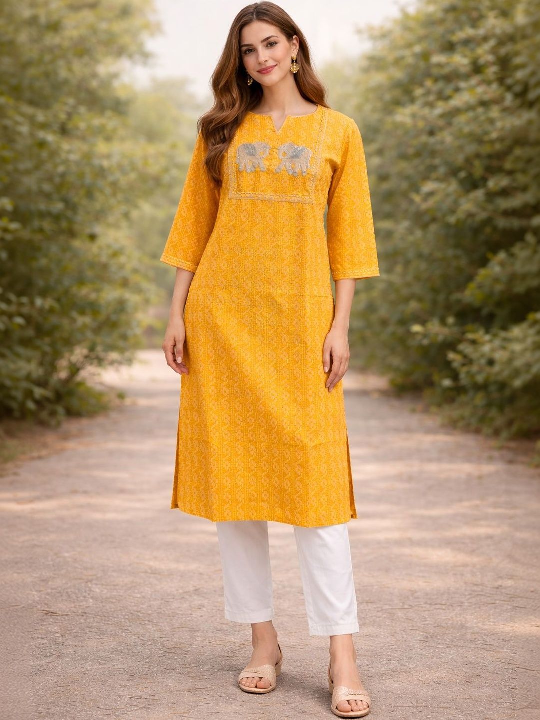 VCJ Women Ethnic Motifs Printed Regular Pure Cotton Kurta with Trousers