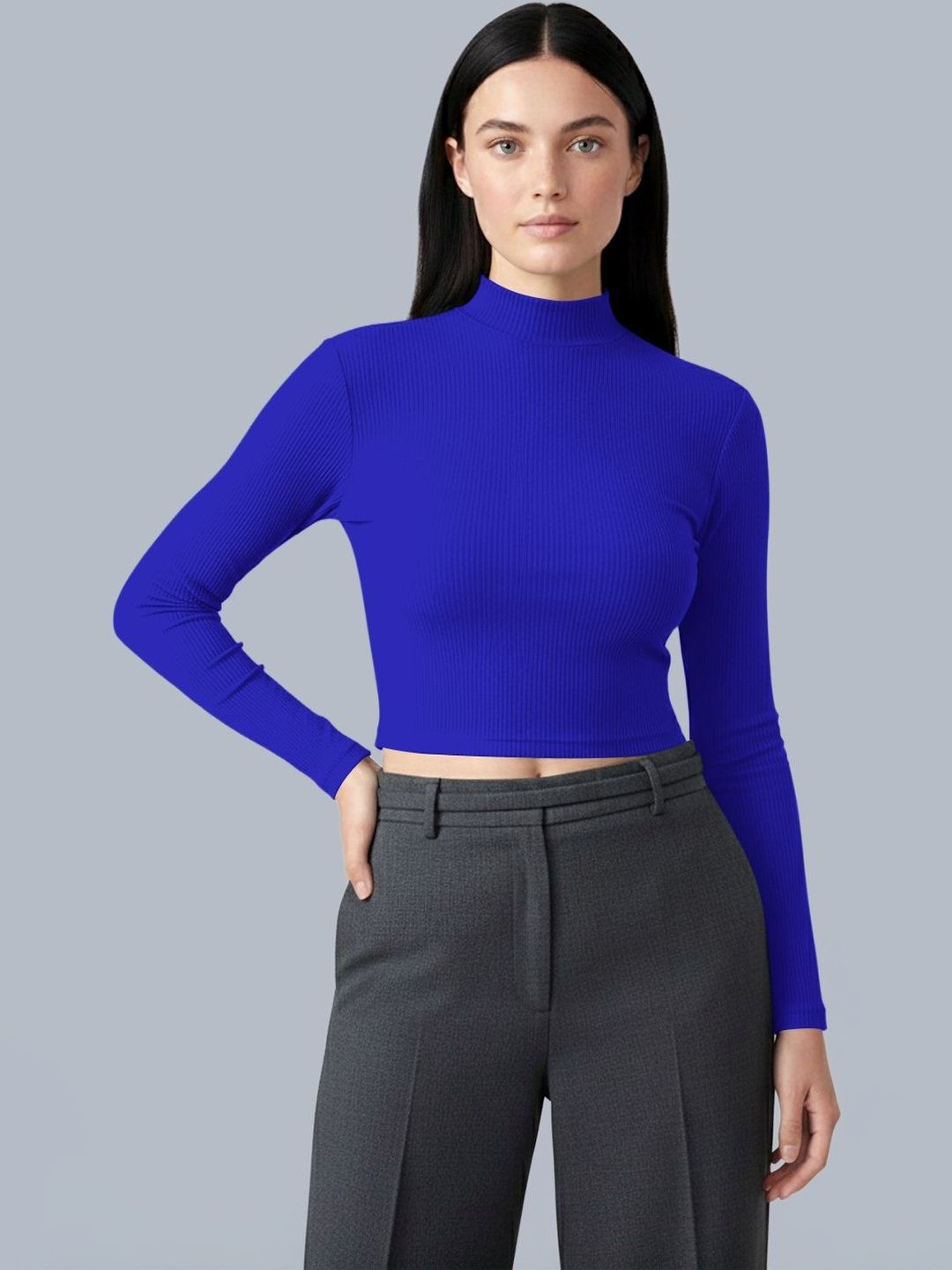 Navyankaa Crop Top