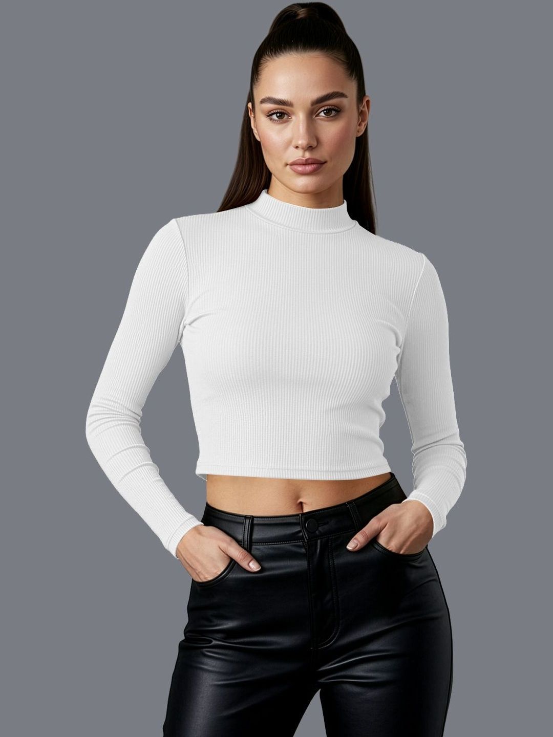 Navyankaa Crop Top