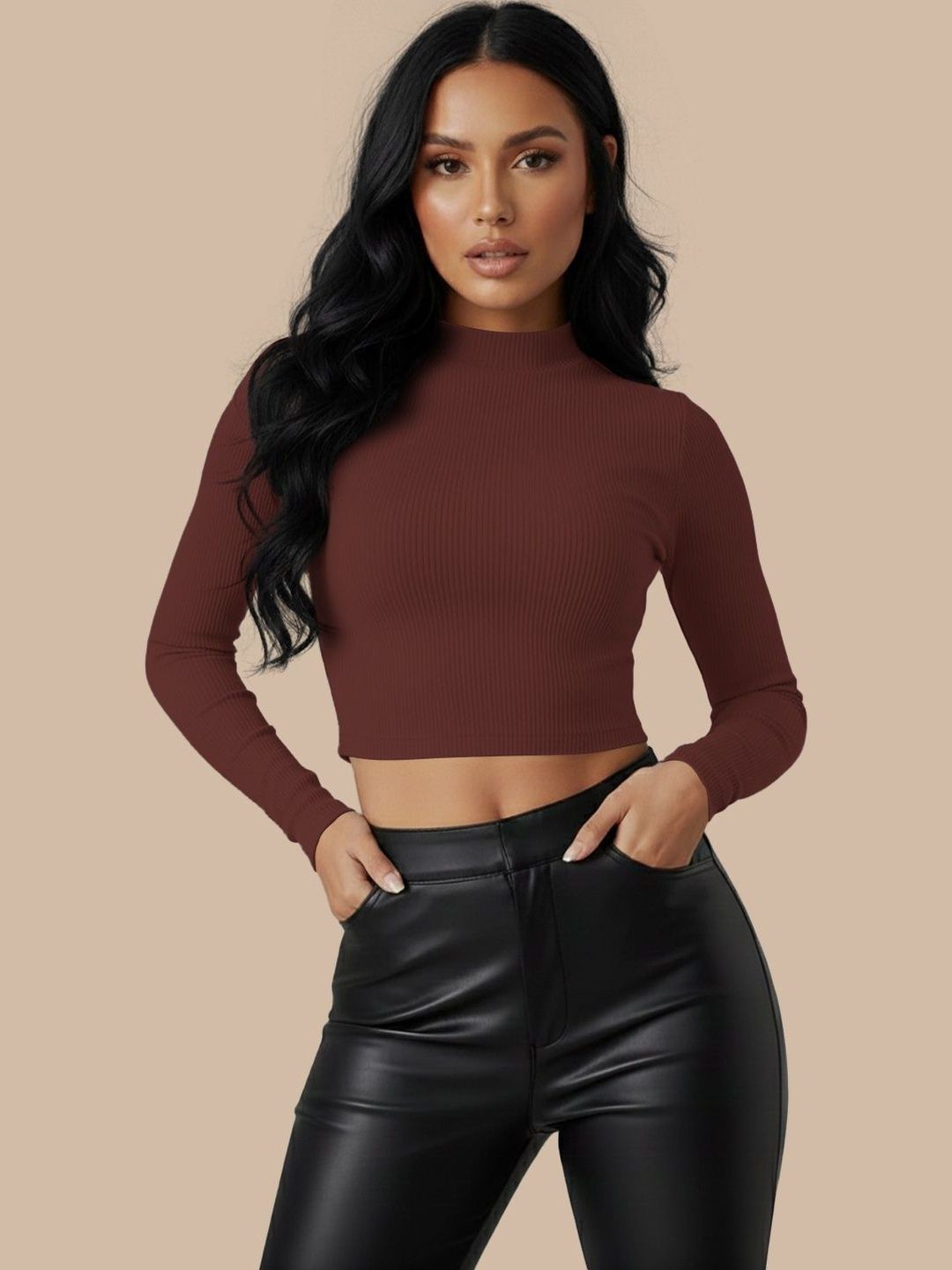 Navyankaa Crop Top