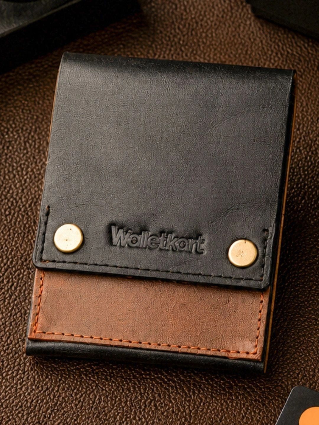 WALLETKART Men Colourblocked Leather Two Fold Wallet